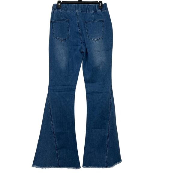 Tracies Leopard Patch Flare Jeans L Bell Bottom Pull On Stretch Denim Boho - Picture 2 of 11